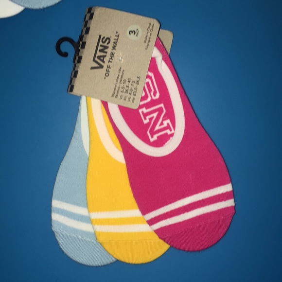 NWT, vans socks, 9 pairs total - Picture 3 of 4